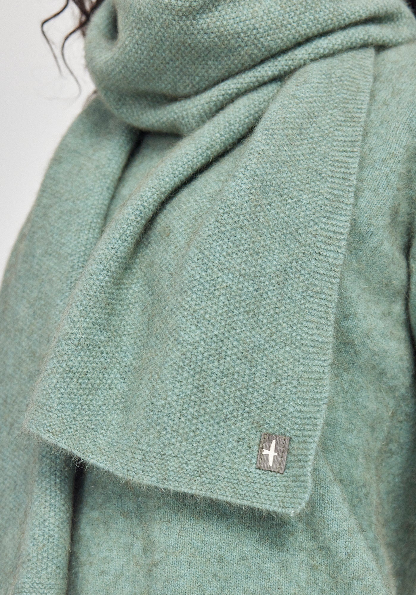 Moss Scarf | Eggshell