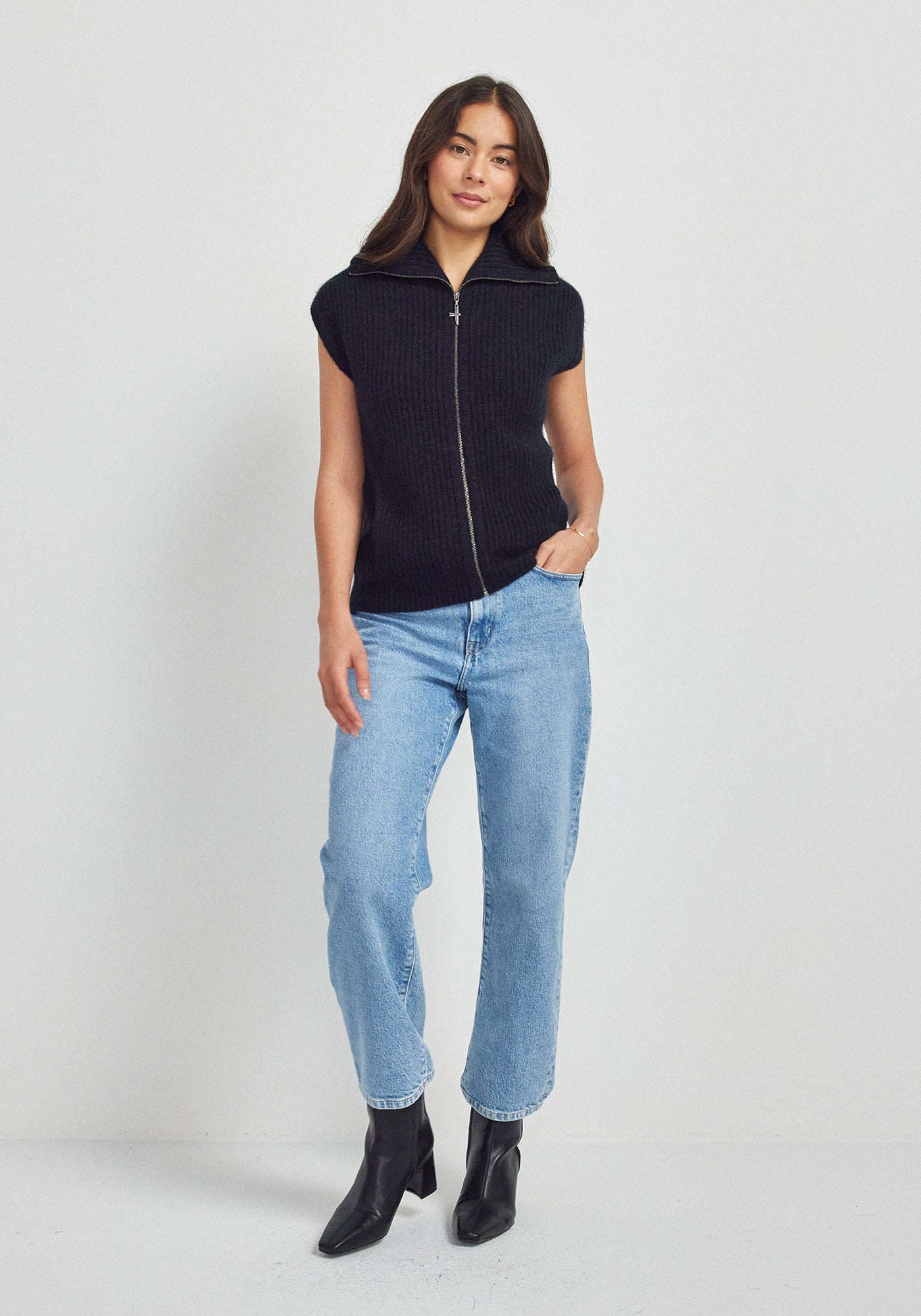 Kay Zip Vest | Jet