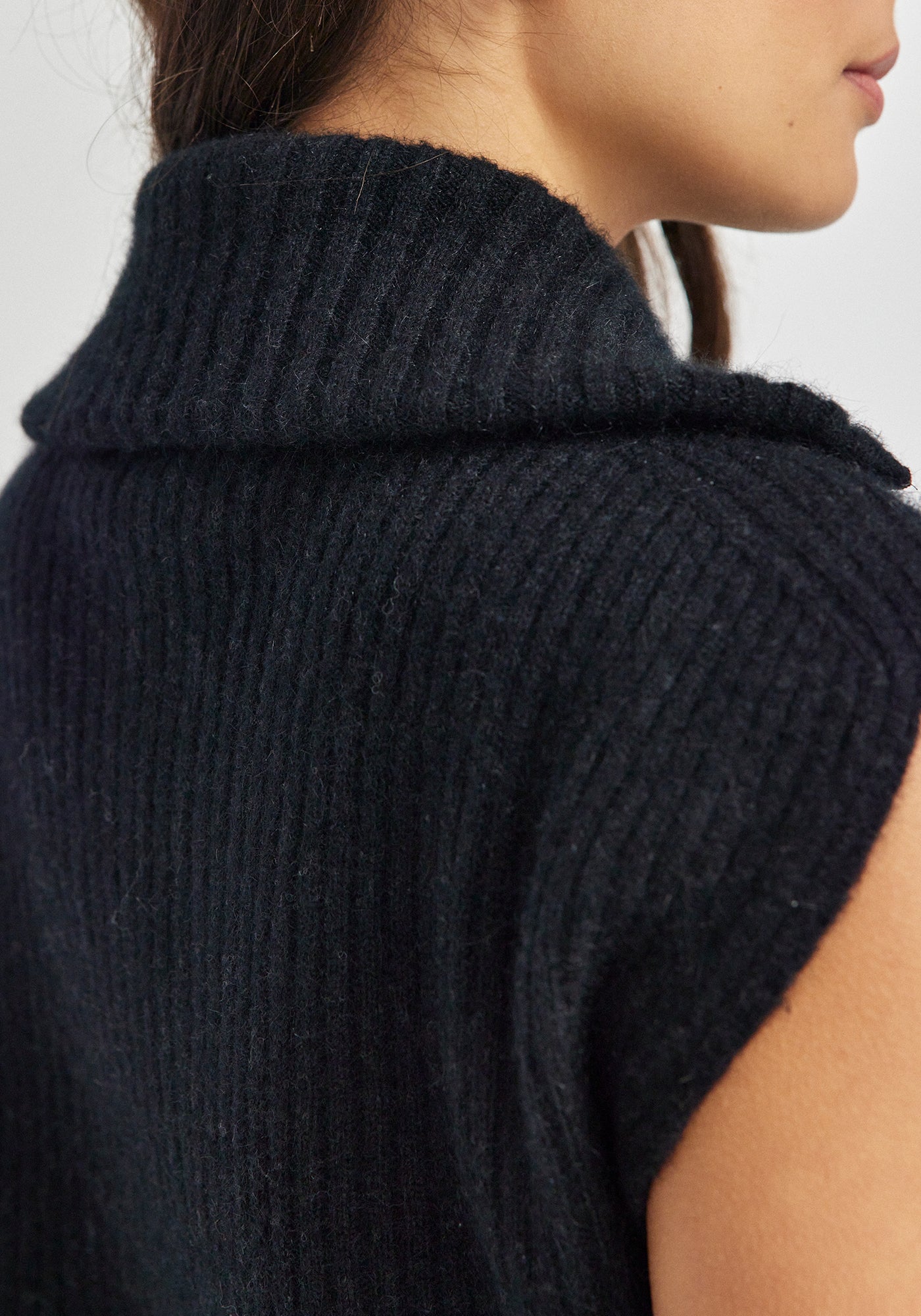 Kay Zip Vest | Jet