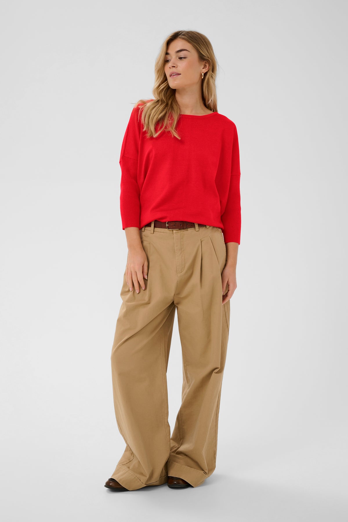 Mila Round Neck Pullover | Valiant Poppy