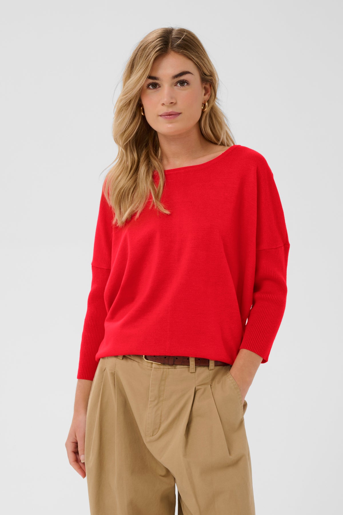 Mila Round Neck Pullover | Valiant Poppy
