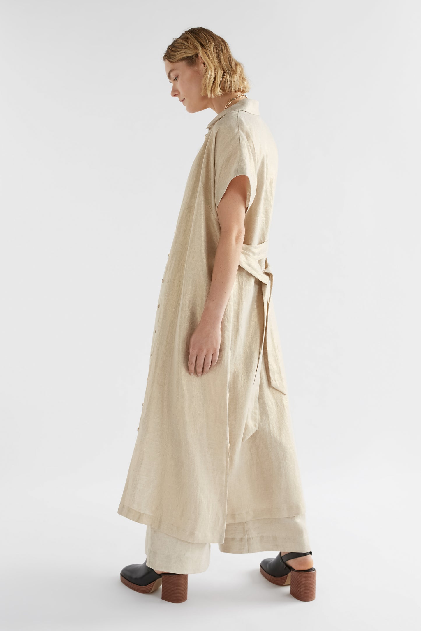 ELK Metalen Shirt Dress | Gold Linen