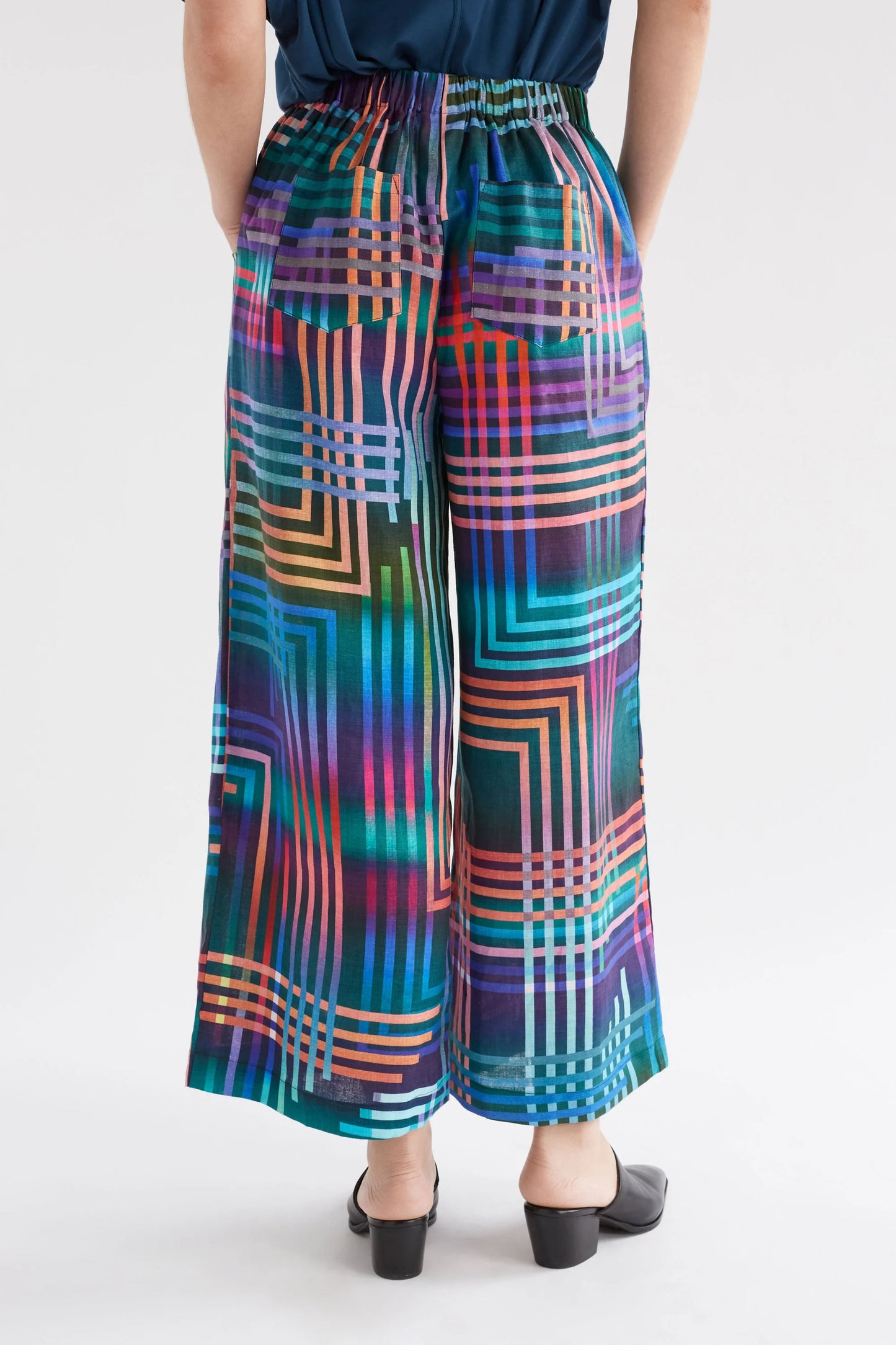 ELK Ilona Linen Pant | Navy Ligheten Print