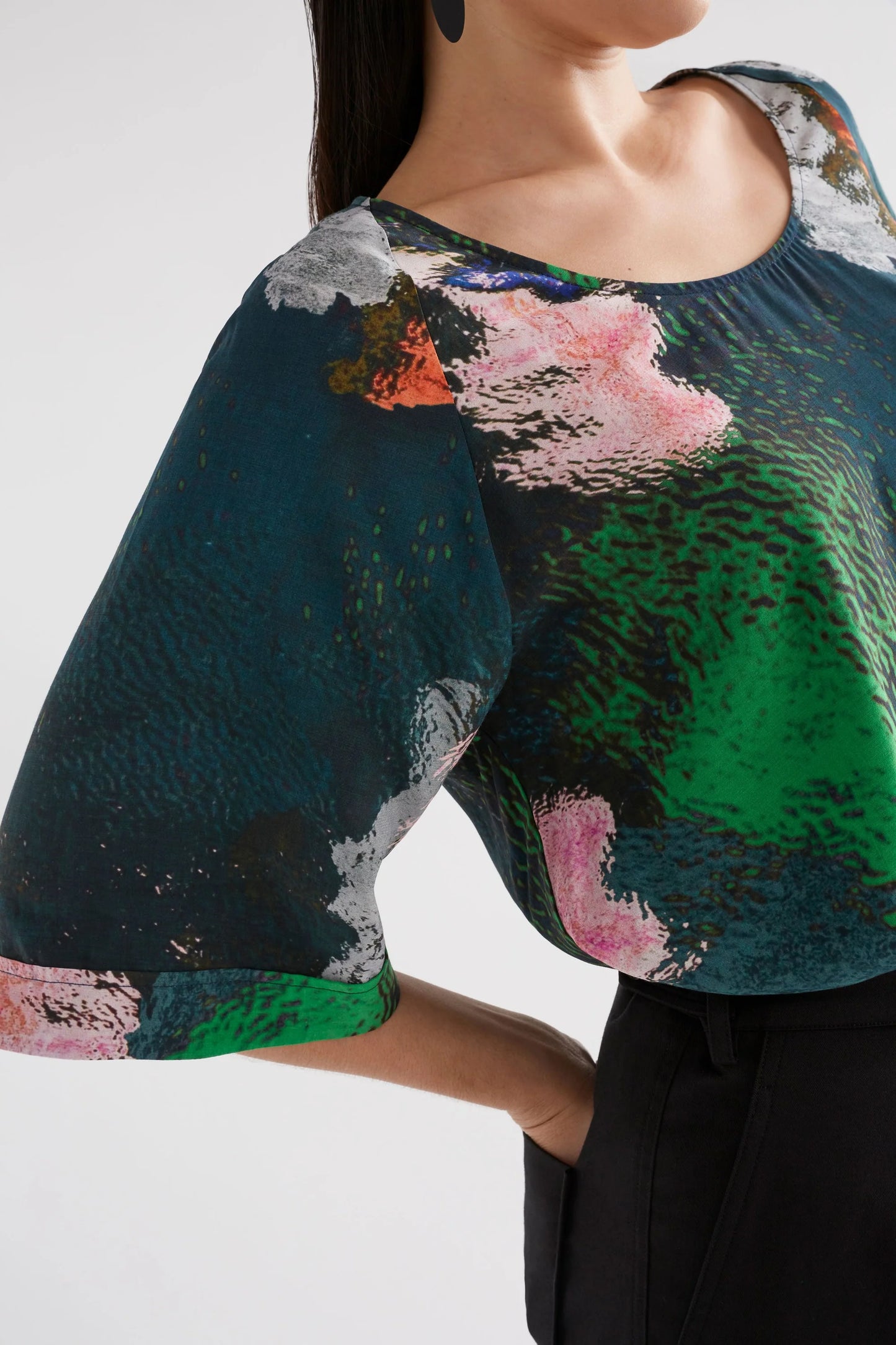 ELK Foljer Top | Reflections Print