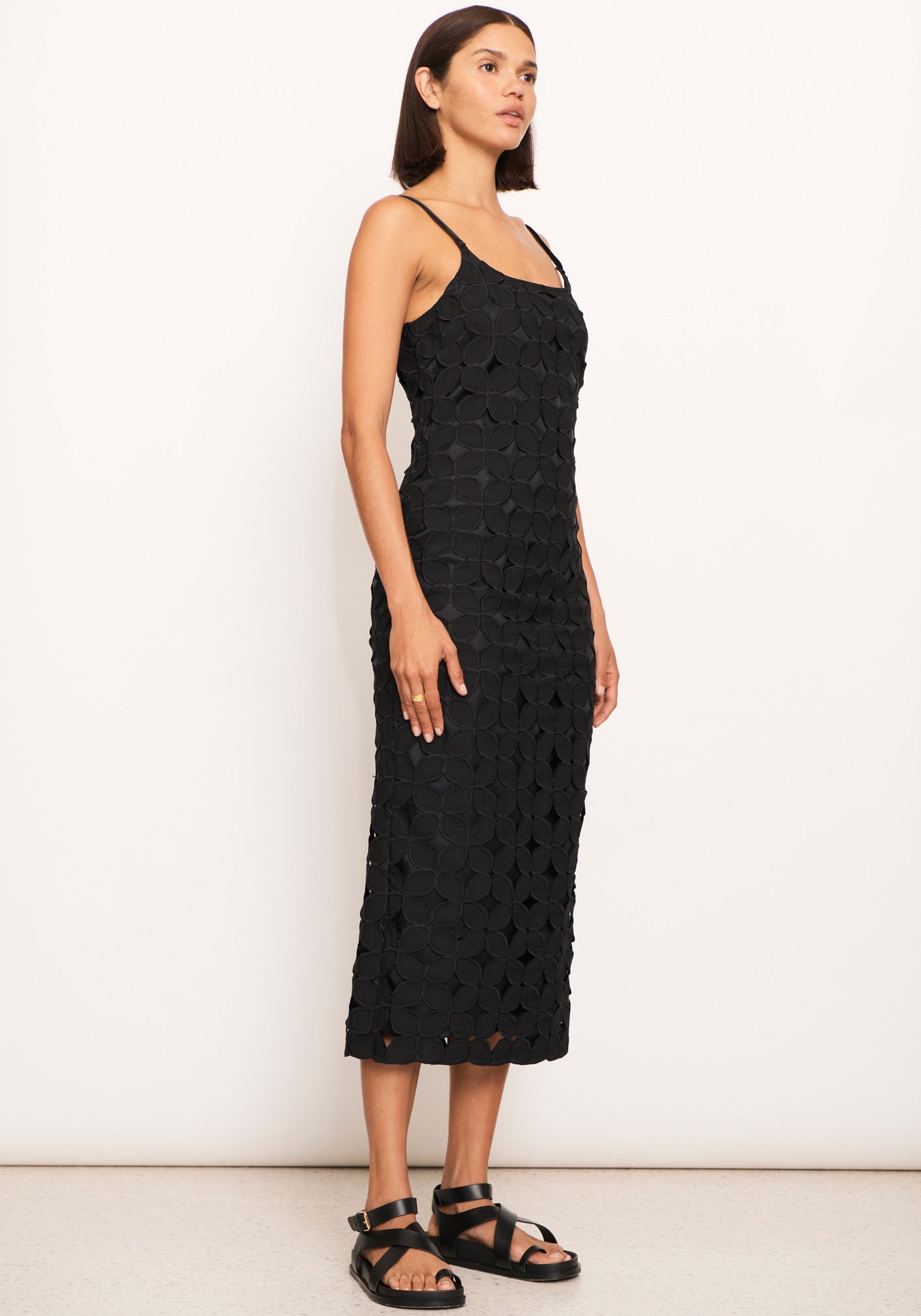 POL Sumi Lace Dress | Black